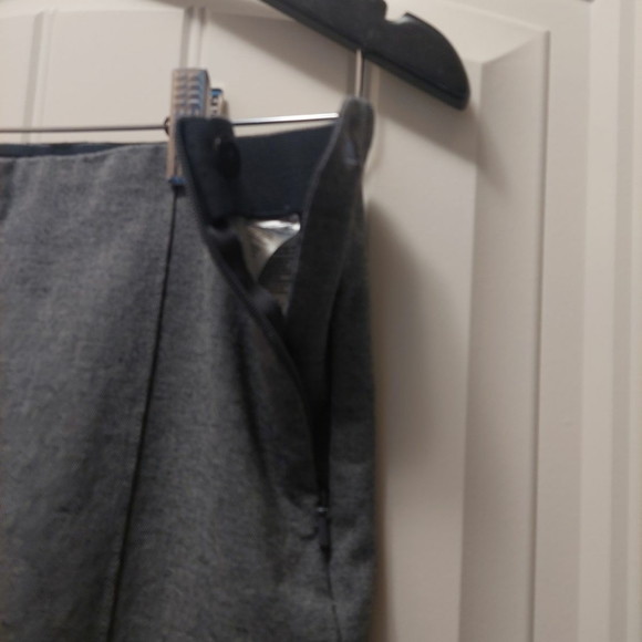 Banana Republic Ladies Dress Pants - Picture 2 of 4